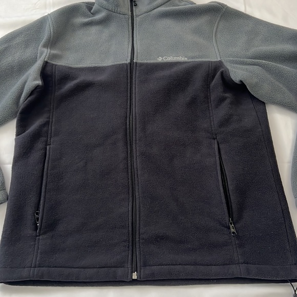 Columbia Fleece - Picture 2 of 8